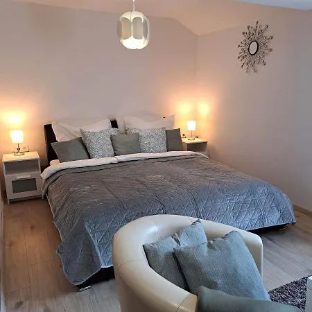 Malna Vendeghaz Apartment
