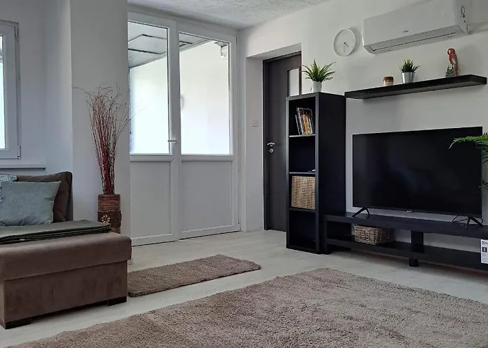 Malna Vendeghaz * Σίοφοκ